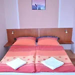 Gitta Apartamento *