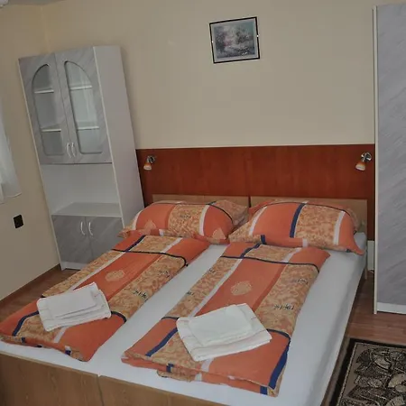 Gitta Apartmanhaz * Zalakaros